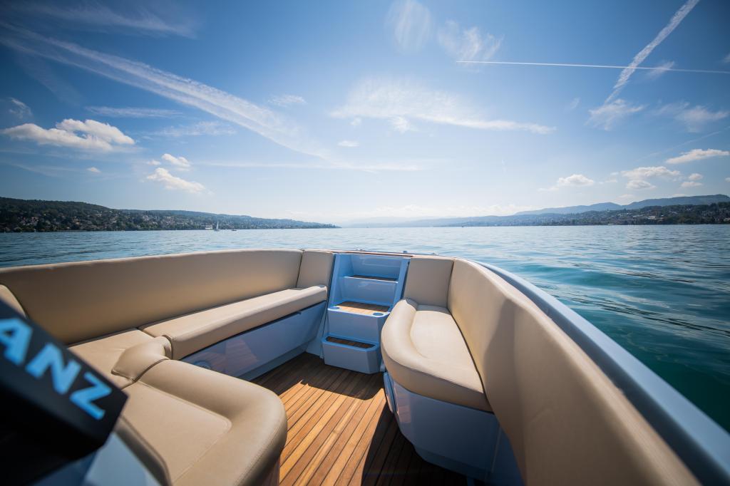 Ganz Boats Ovation 7.6 Open