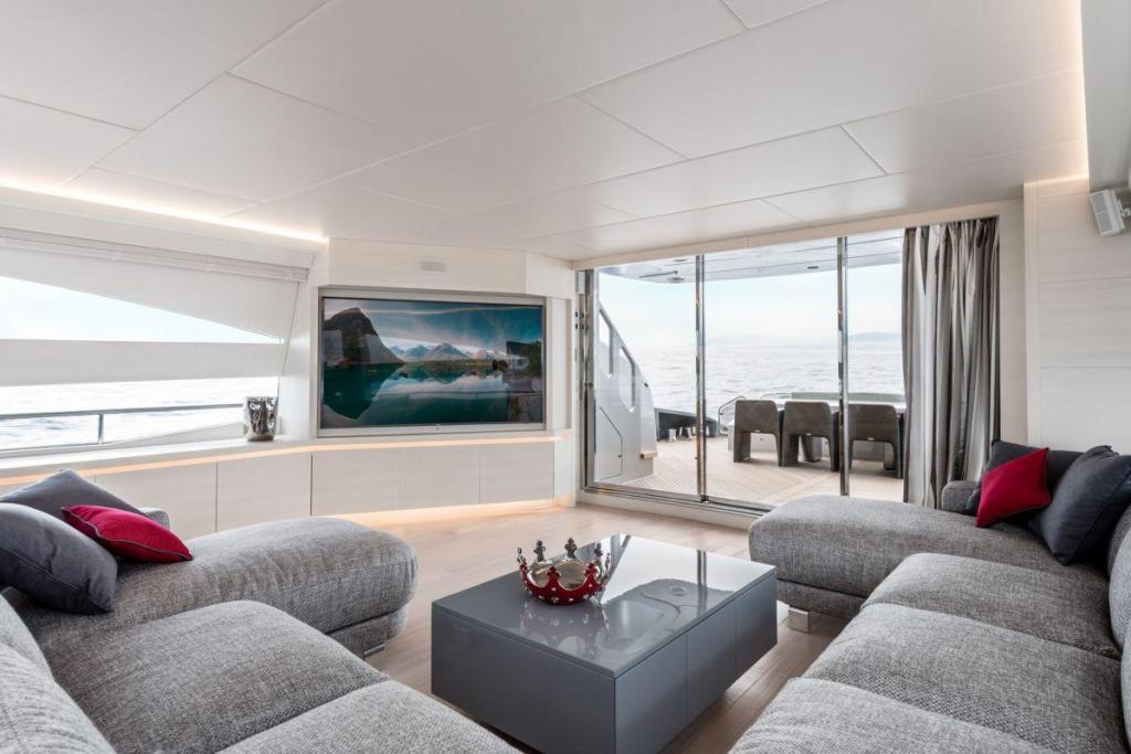 AB Yachts AB 100