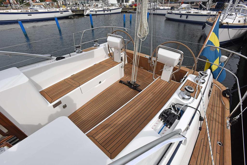 Hallberg-Rassy 340