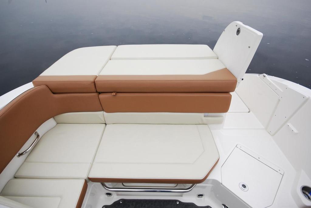 Sea Ray Sunsport 230