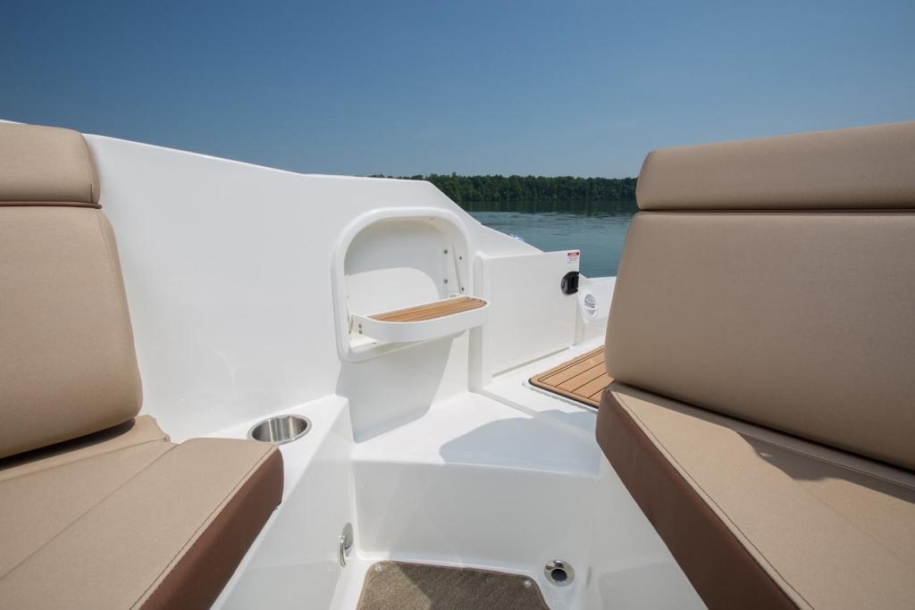 Sea Ray Sport Boat 290 SDX OB