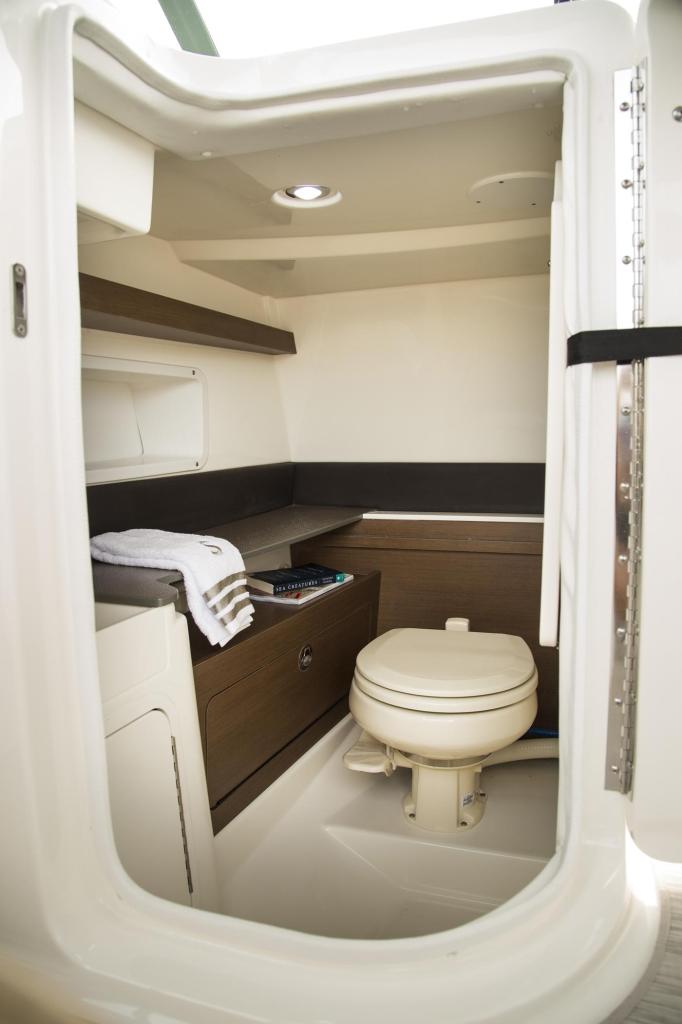 Sea Ray Sport Boat 290 SDX OB