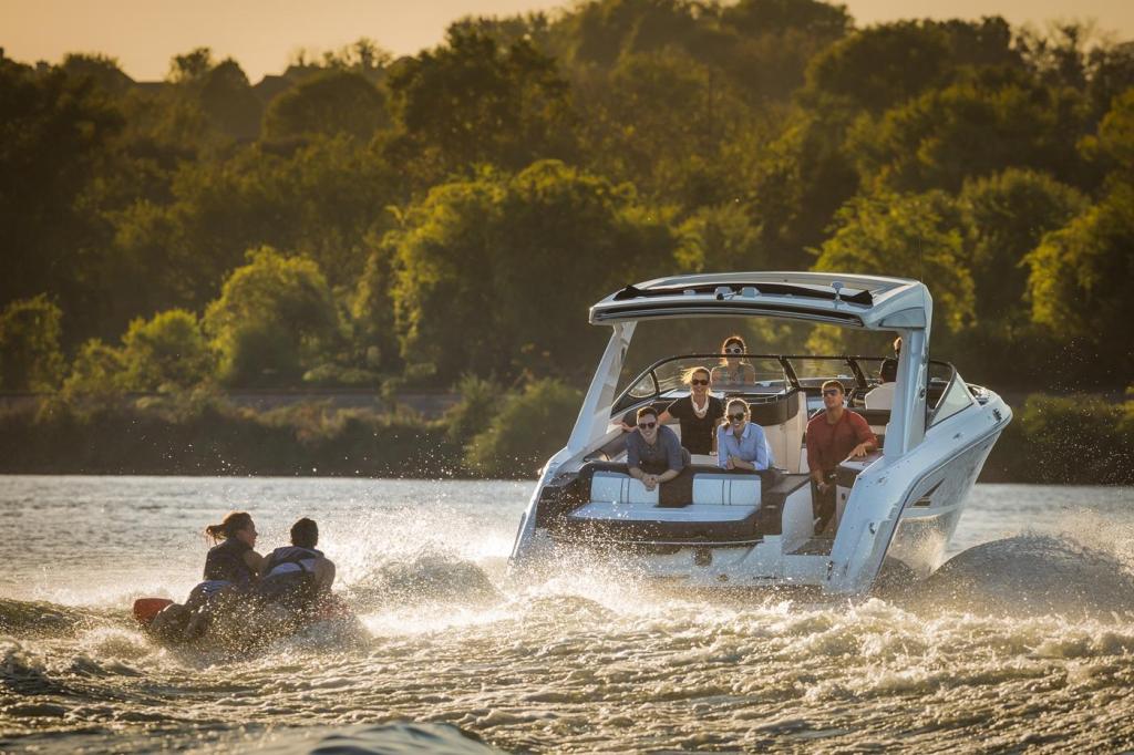 Sea Ray Sport Boat 310 SLX