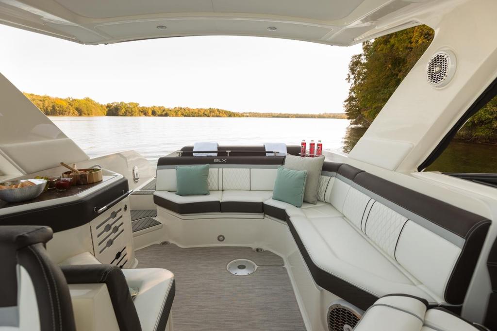 Sea Ray Sport Boat 310 SLX
