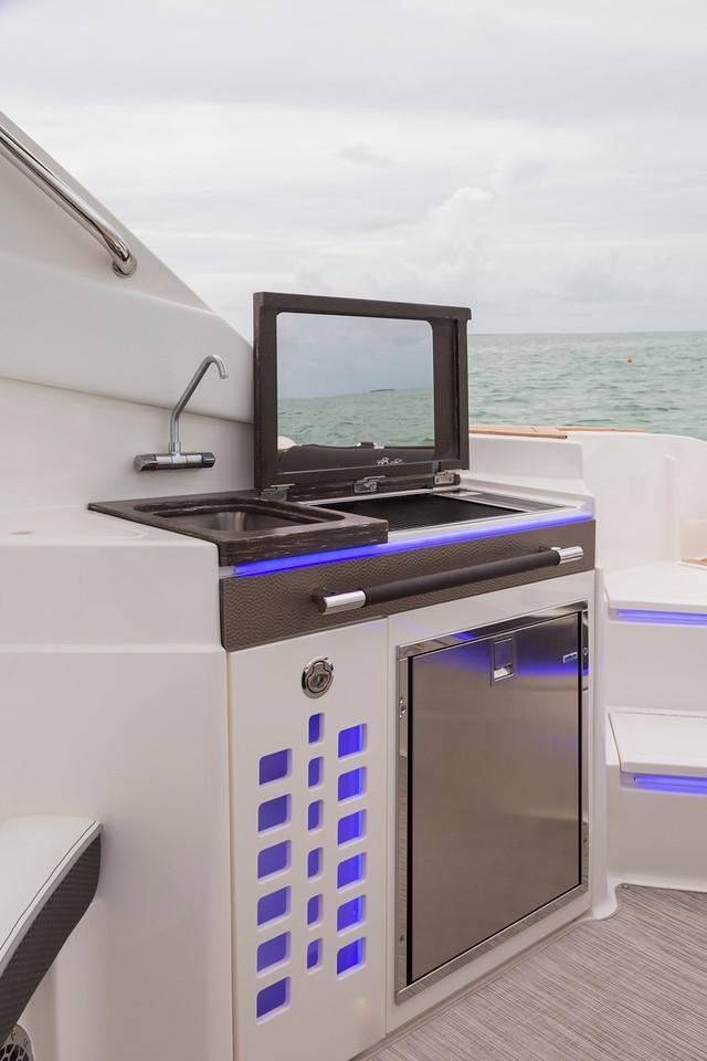 Sea Ray Sport Boat 350 SLX OB