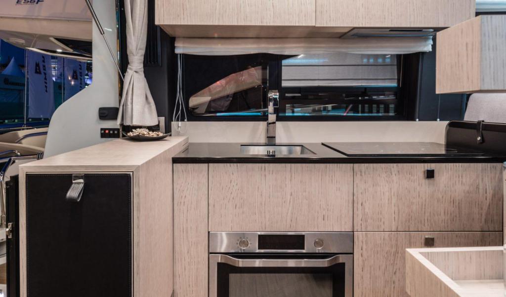 Cranchi E52F Evoluzione