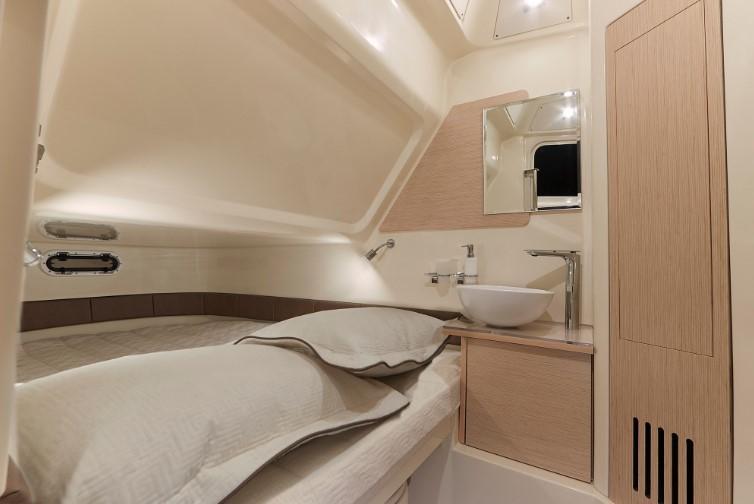 Chris Craft Catalina 30