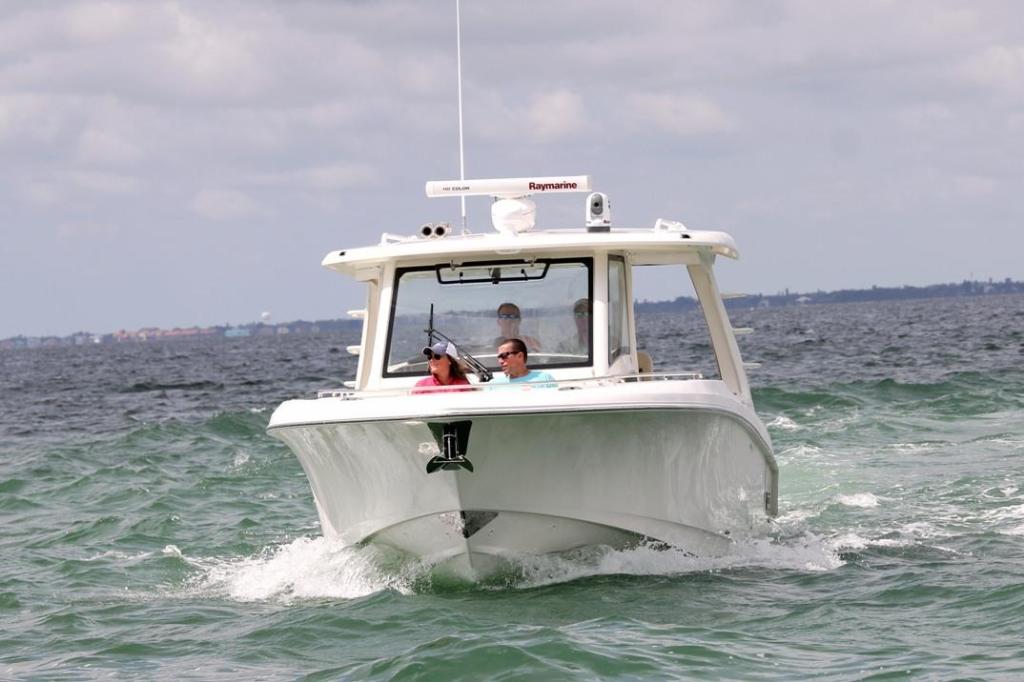 Boston Whaler 350 Realm