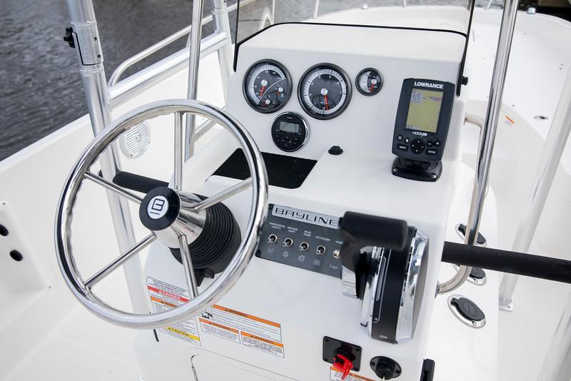 Bayliner Element F21