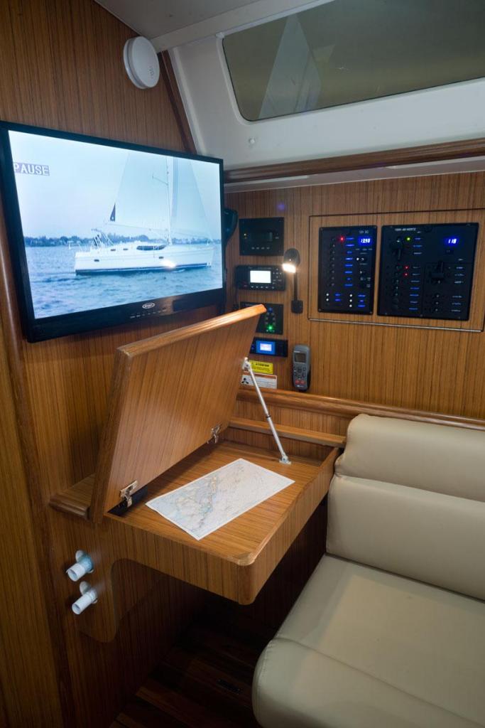 Marlow-Hunter 42 SS