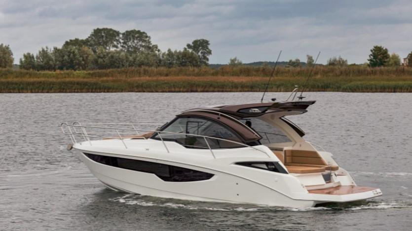 Galeon 335 HTS