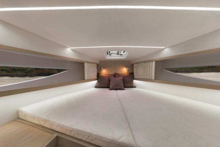 Galeon 335 HTS