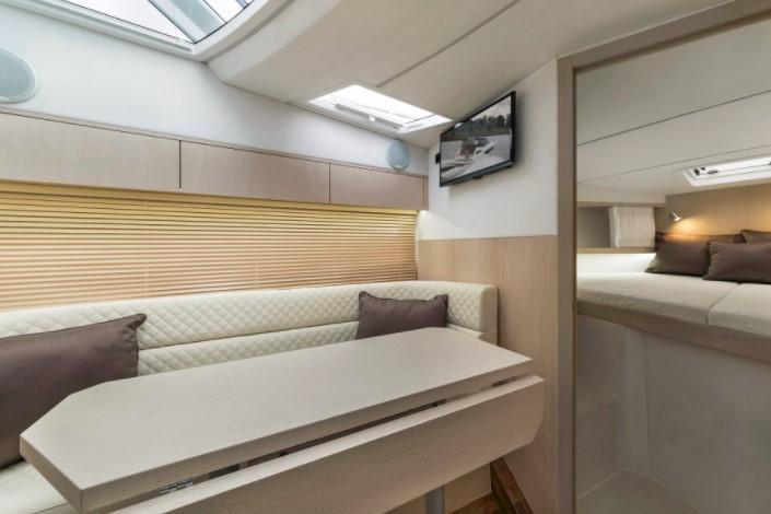 Galeon 335 HTS