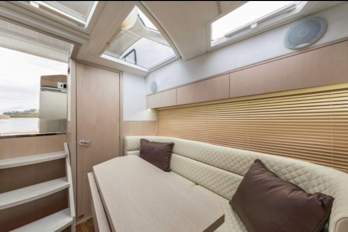 Galeon 335 HTS