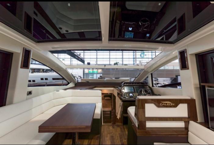 Galeon 470 Skydeck