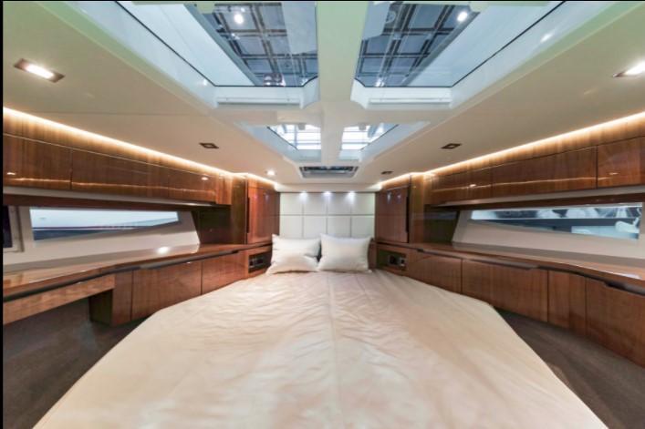 Galeon 470 Skydeck