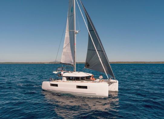 Lagoon 40
