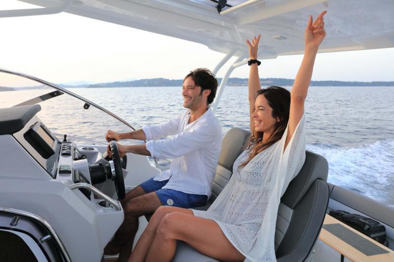 Jeanneau Cap Camarat WA 9.0