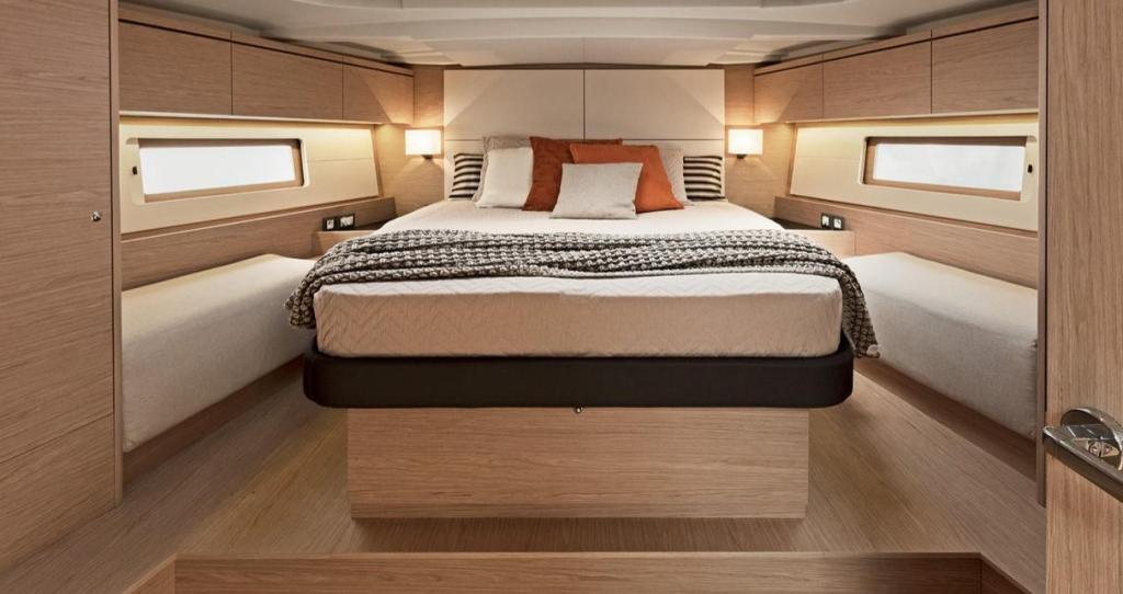 Beneteau Oceanis 51.1