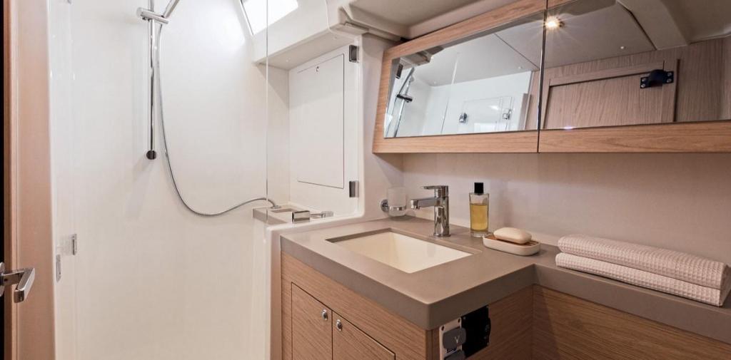 Beneteau Oceanis 51.1