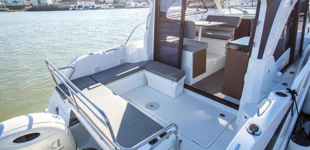 Beneteau Antares 9
