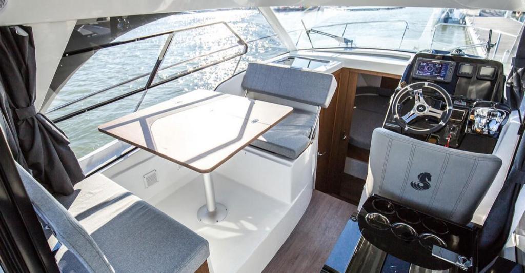 Beneteau Antares 9