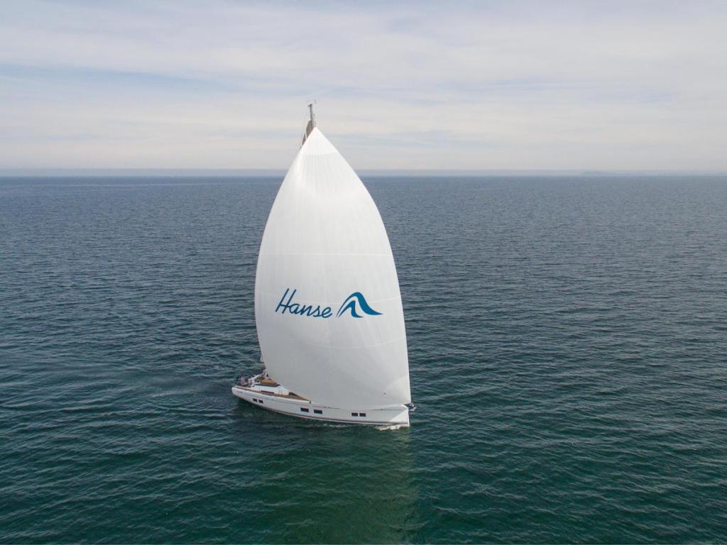 Hanse 548