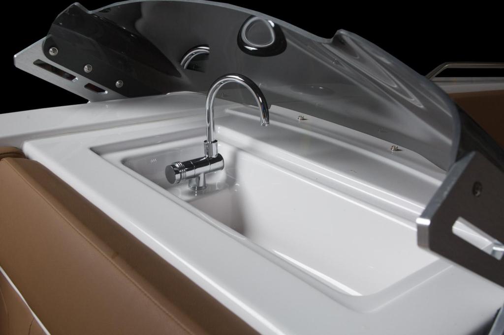 Glastron GTD 200