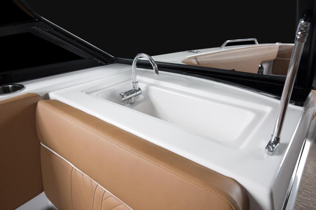 Glastron GTD 220