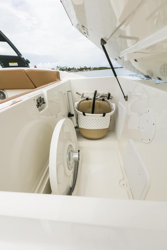 Sea Ray SPX 230 OB