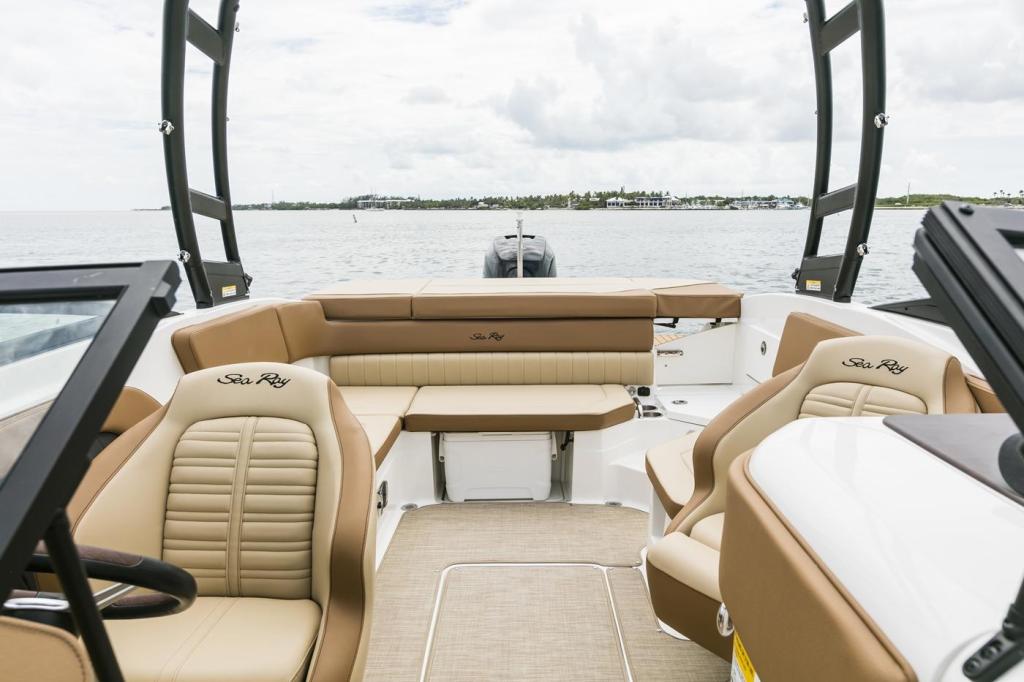 Sea Ray SPX 230 OB
