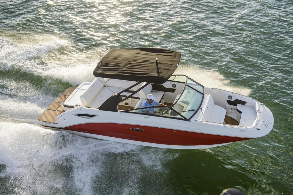 Sea Ray Sport Boat 250 SDX
