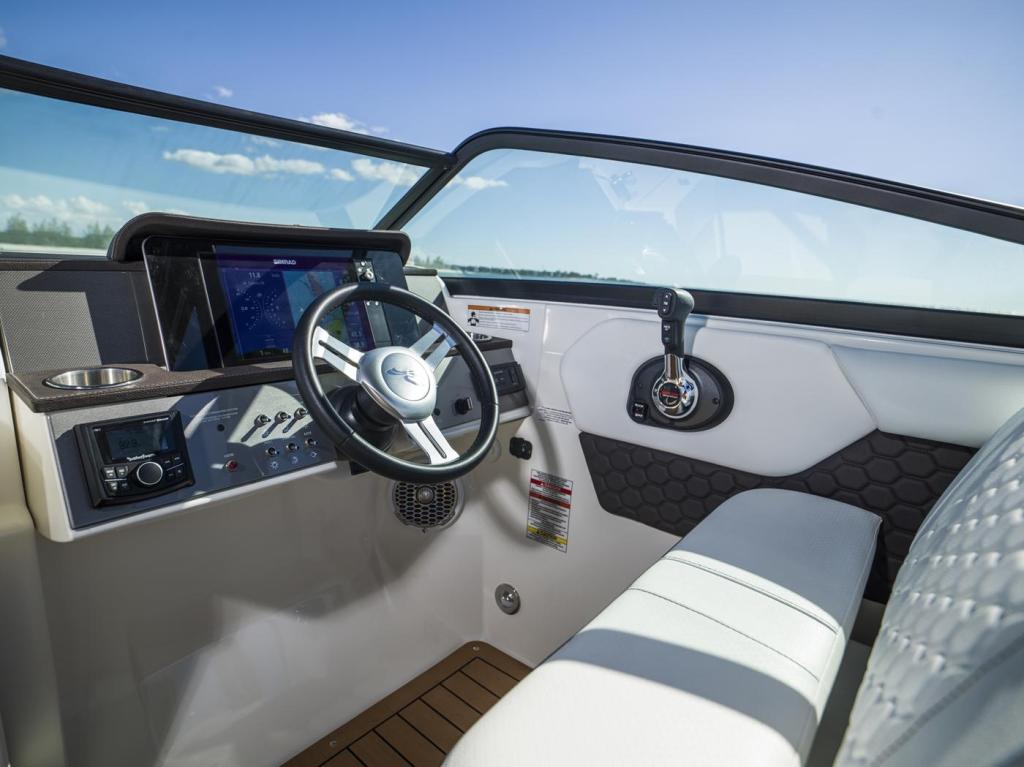 Sea Ray Sport Boat 250 SDX