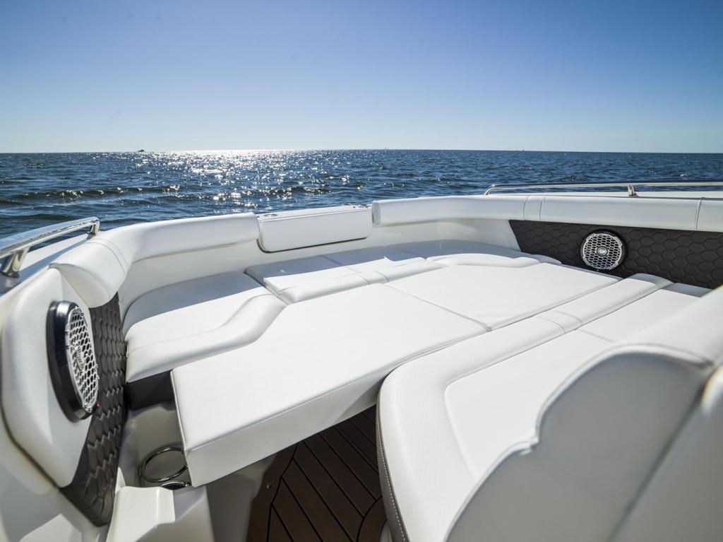 Sea Ray Sport Boat 250 SDX