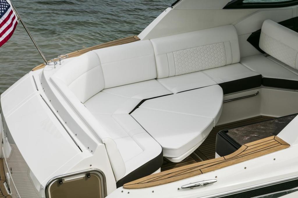 Sea Ray Sport Cruiser 320 Sundancer OB