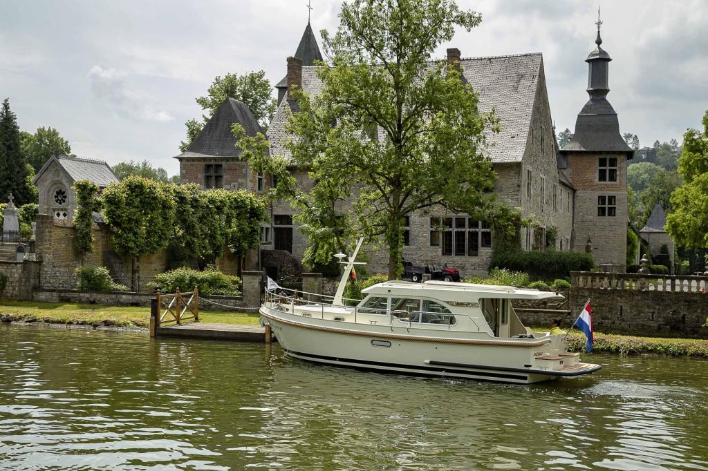 Linssen Grand Sturdy 30.0 Sedan