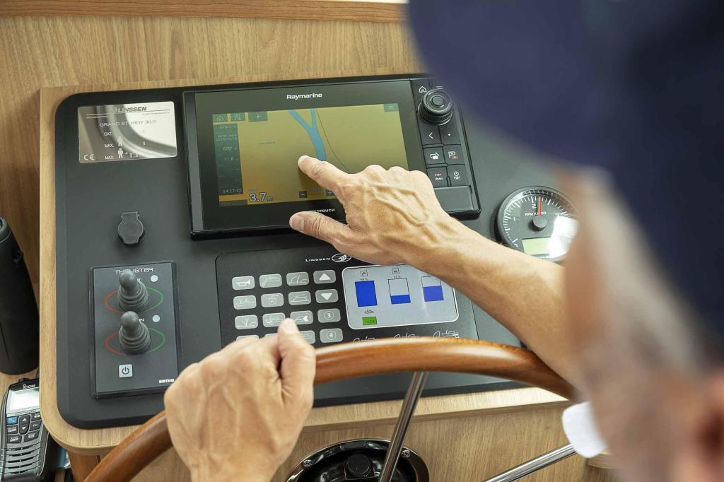 Linssen Grand Sturdy 30.0 Sedan