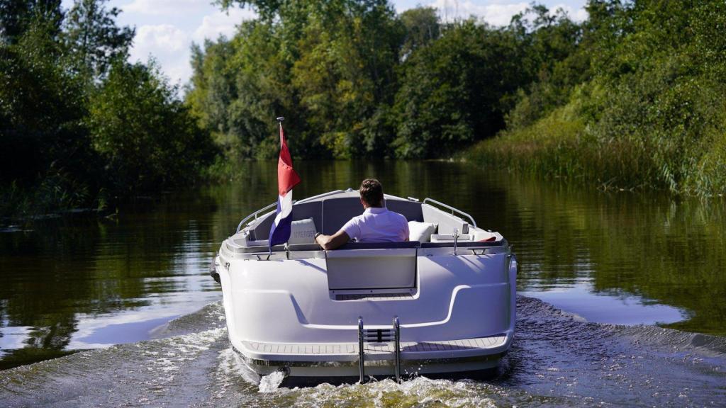 Interboat Intender 780