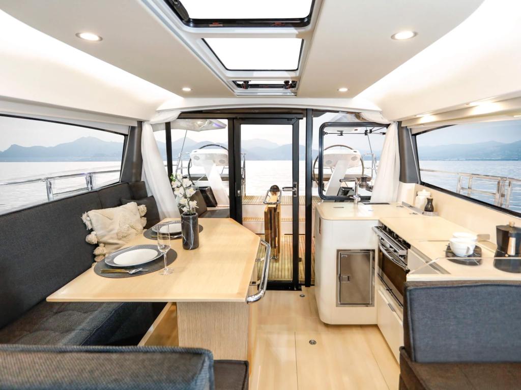 Moody Decksaloon 41