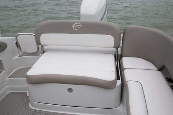 Crownline Cross Sport E 235 XS