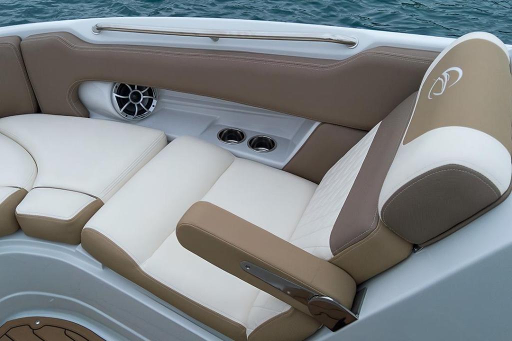 Crownline Cross Sport E 255 XS