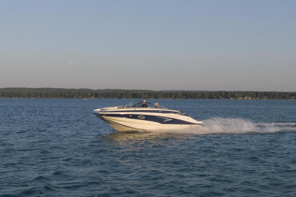 Crownline Eclipse E235