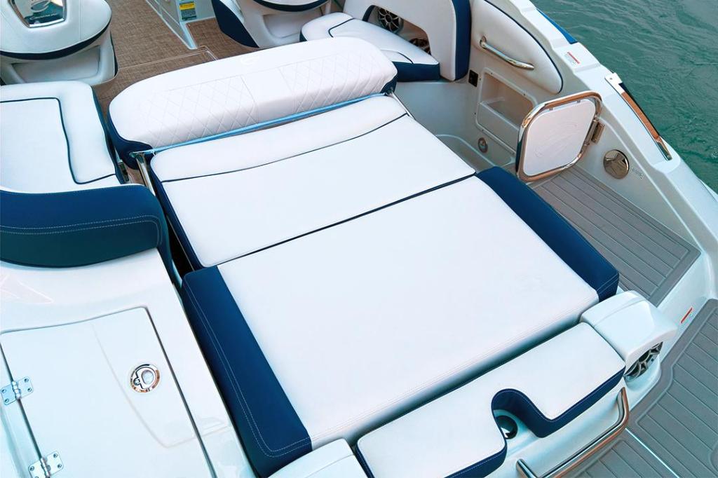 Crownline Eclipse E235