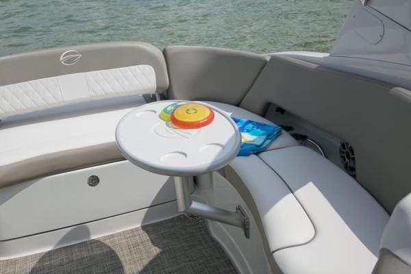 Crownline Eclipse E275
