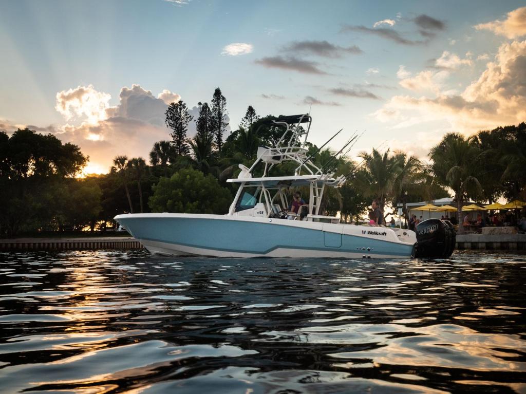 Wellcraft 352 Fisherman