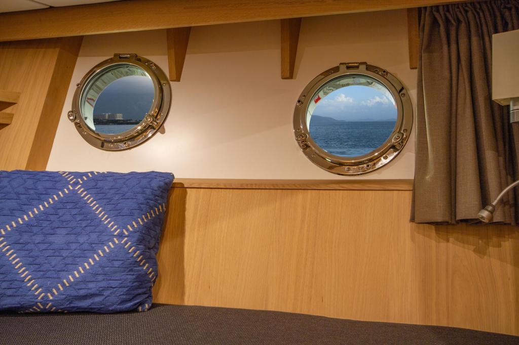 Alm Grand Voyager 62