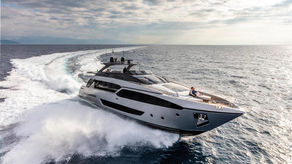 Riva 90' Argo