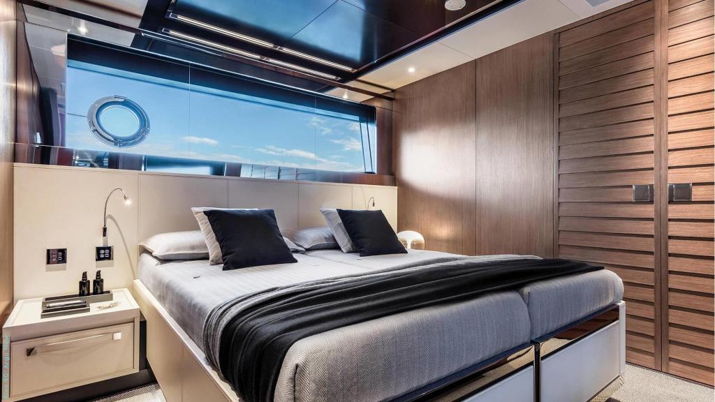 Riva 90' Argo