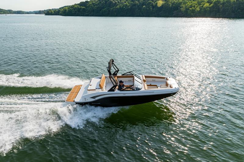 Bayliner DX2050