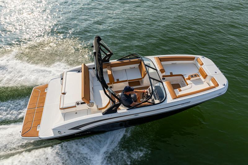 Bayliner DX2050